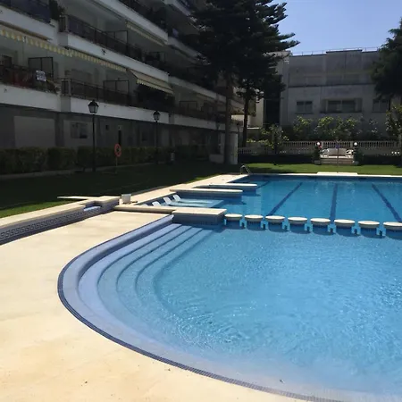 Apartamento A 100m De La Playa De Fenals - Lloret - Margarita * Льорет-де-Мар
